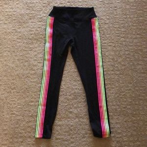 Victoria’s Secret Pink rainbow leggings! 🌈